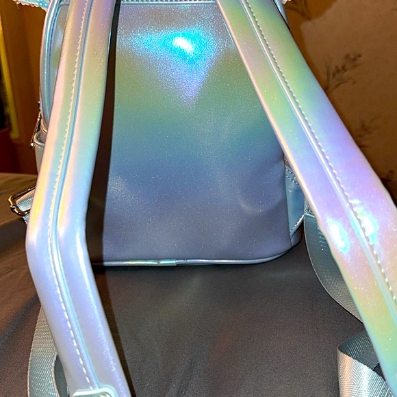 Loungefly Disney Minnie Mouse Iridescent Sequin Ears Mini Backpack Nwot - Picture 3 of 4